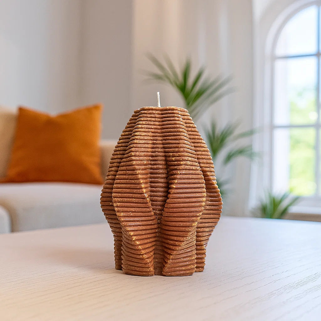 Blossom Candle, Noble Wood, Cedarwood