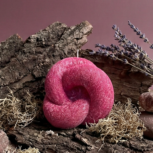 Knot Candle, Merlot Glow, Lavender