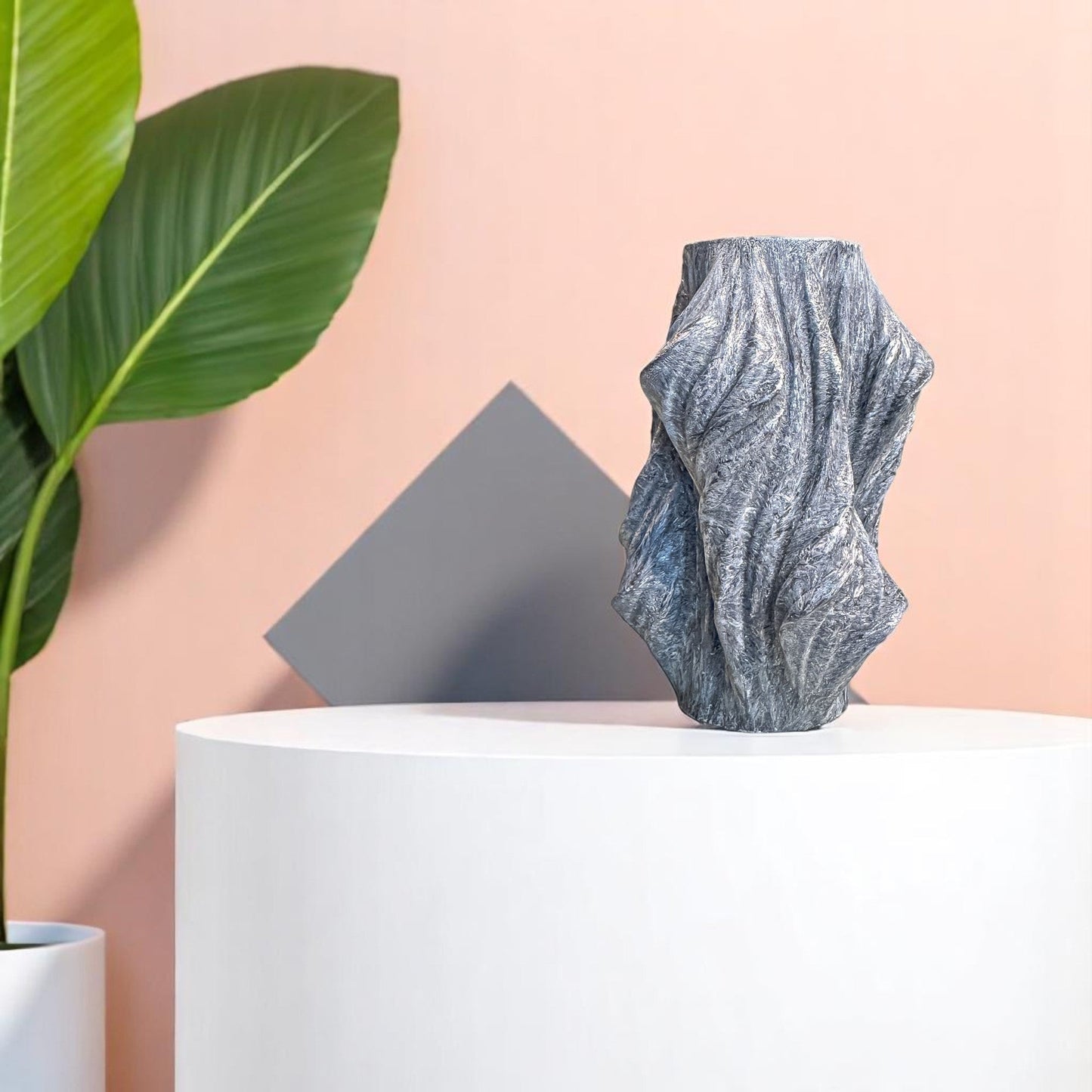 Veil Candle, Wet Stone, Eucalyptus (Large)
