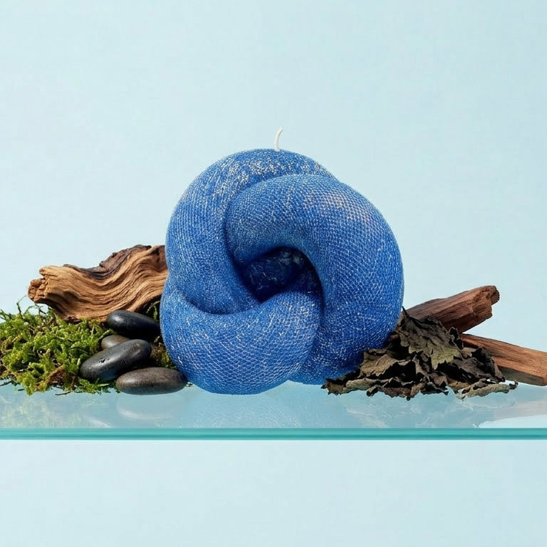 Knot Sculptural Candle • Deep Ocean & Patchouli