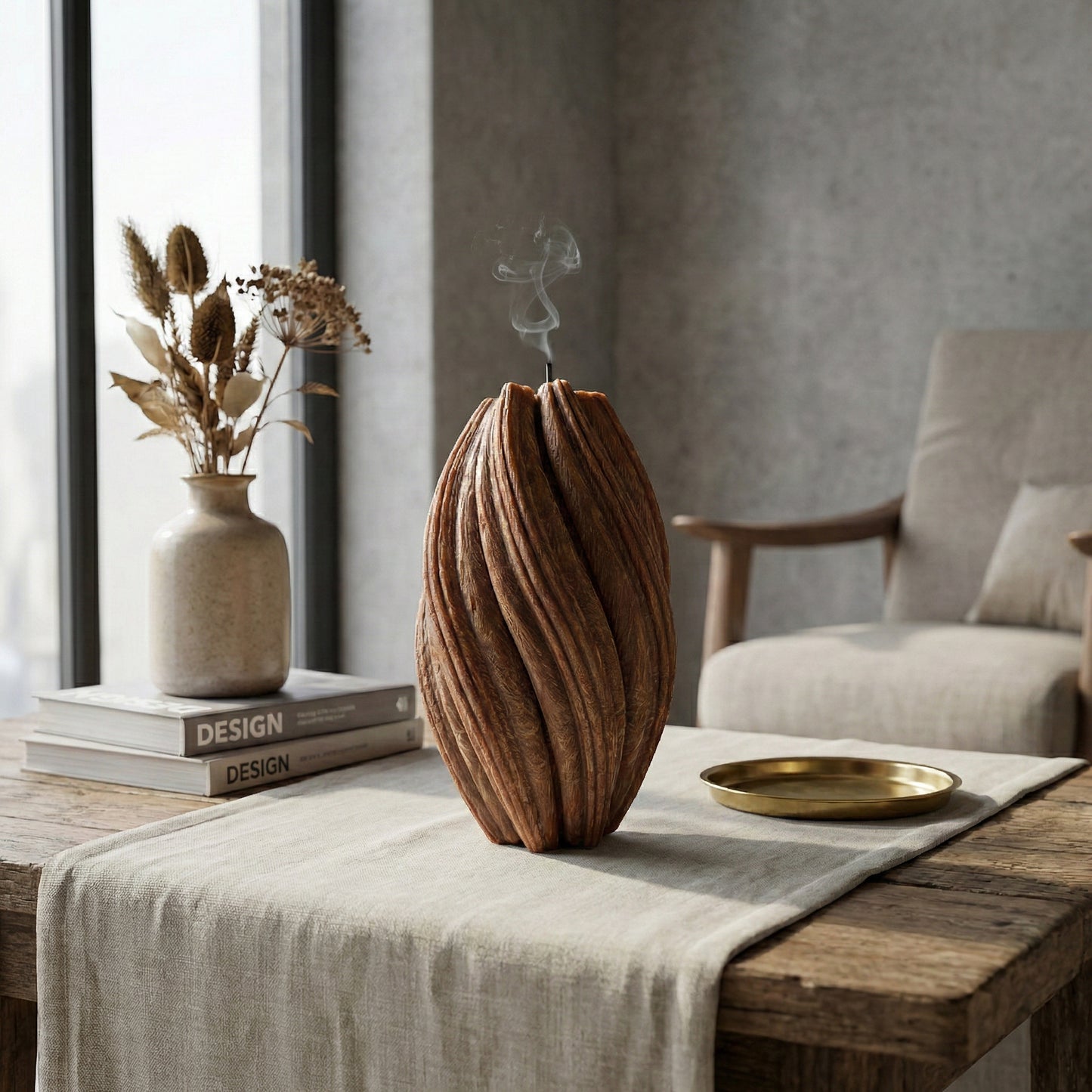 Fusion Sculptural Candle • Noble Wood & Cedarwood (Large)