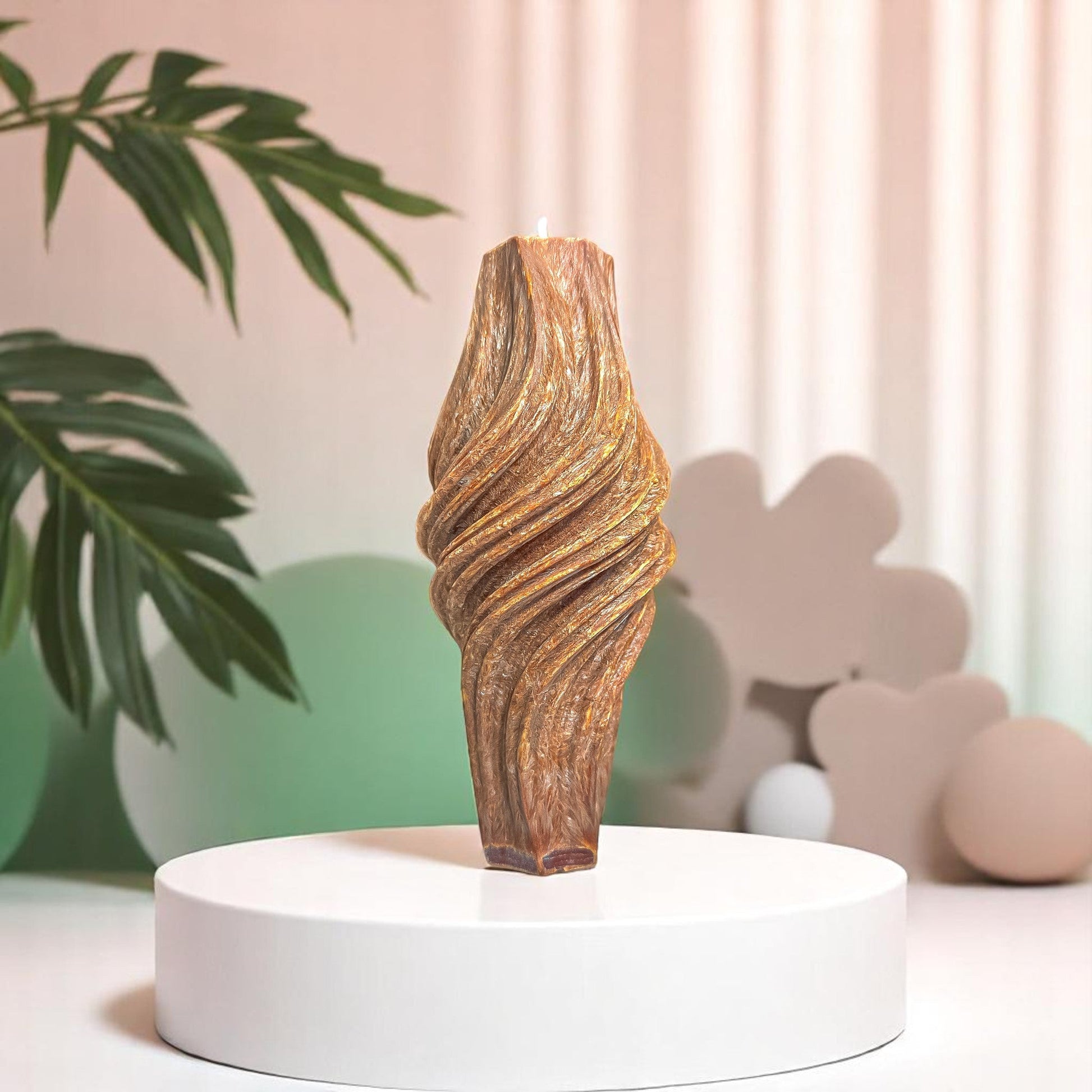 Vortex Candle, Noble Wood, Cedarwood (Small)