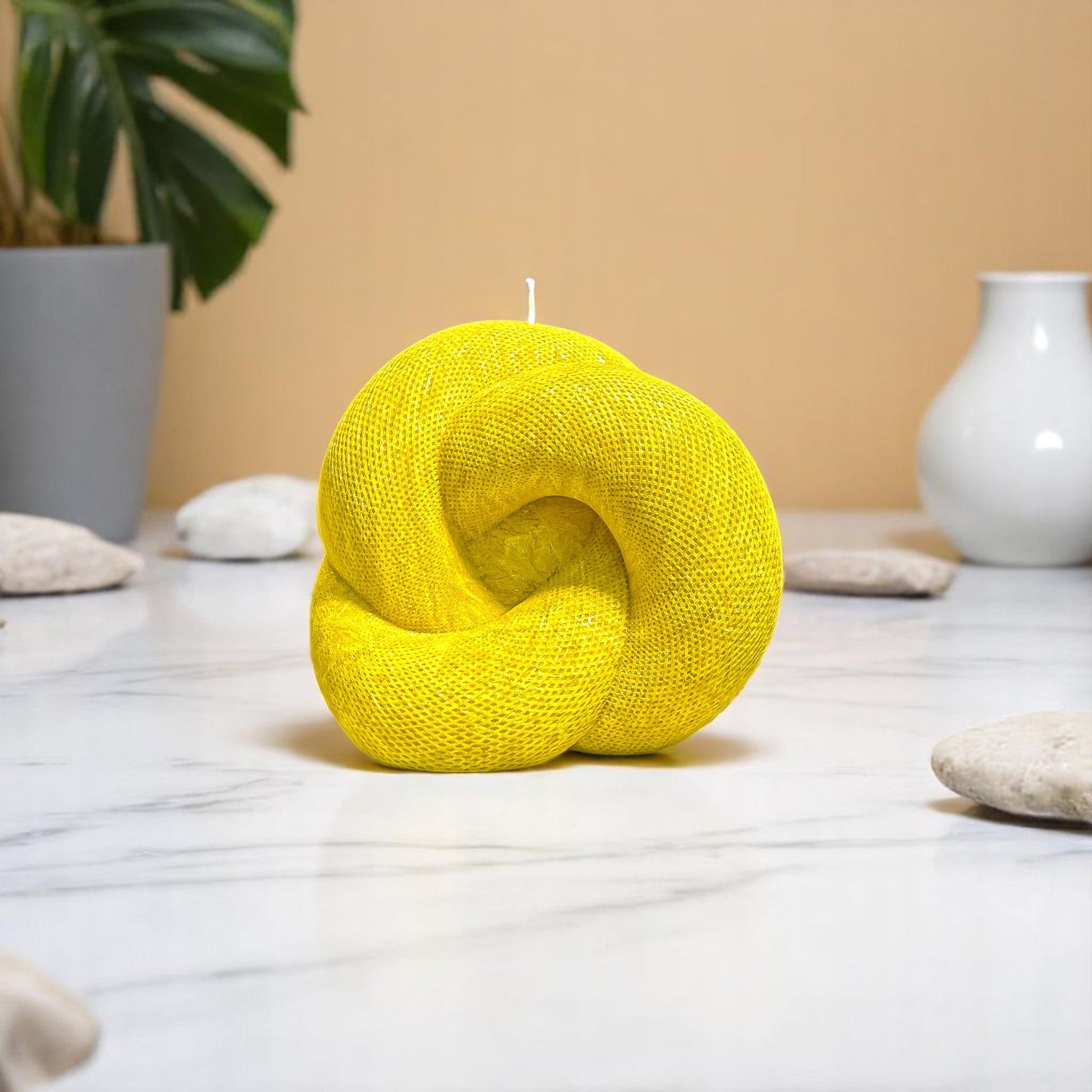 Knot Candle, Yellow Cherry, Brandy Cherry