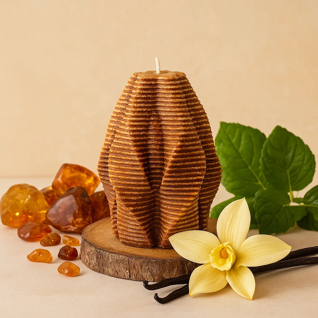 Blossom Candle, Noble Wood, Cedarwood