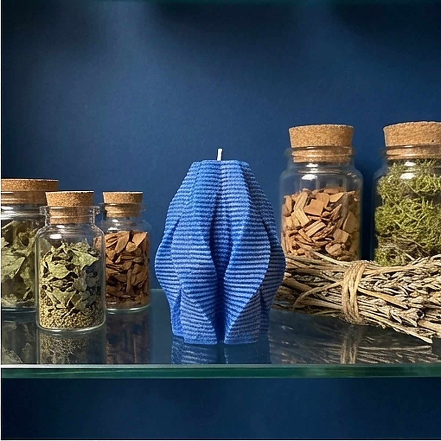 Blossom Candle, Deep Ocean, Patchouli